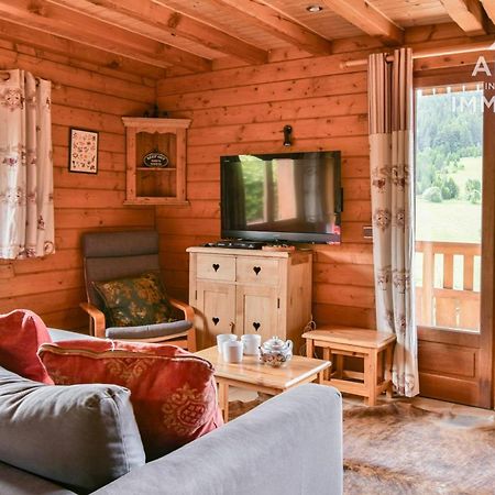 Chalet Cosy, 4 Chambres, 8 Pers, Proche Commerces, Terrasse, Parking, Wifi - Fr-1-391-150 Le Grand-Bornand Luaran gambar